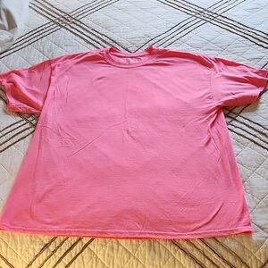 Gildan Men's Vibrant Pink Short Sleeve Tee
